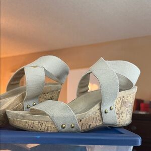 Women's Cream Wedge Sandals